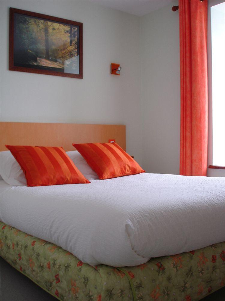 Hotel Du Cheval Blanc Saint-Pol-de-Leon Ngoại thất bức ảnh
