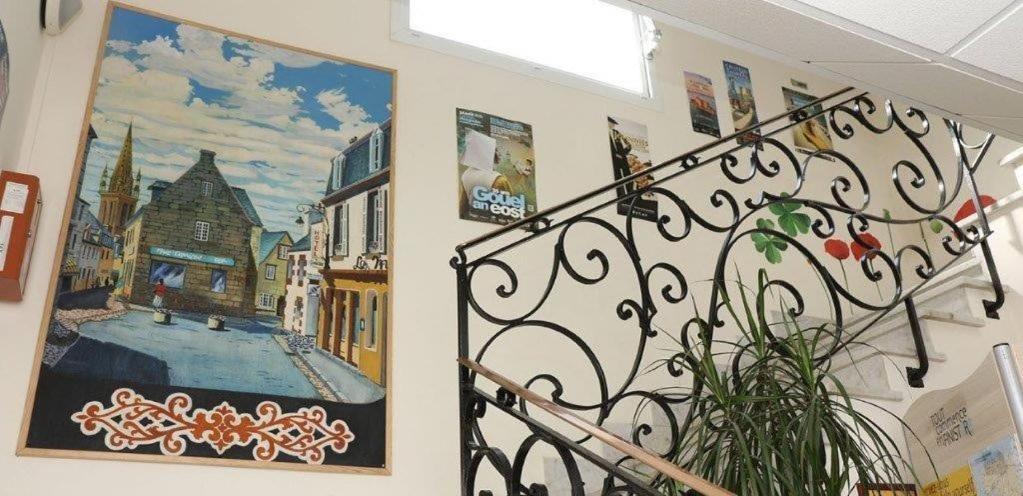 Hotel Du Cheval Blanc Saint-Pol-de-Leon Ngoại thất bức ảnh